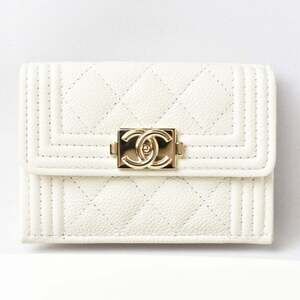 CHANEL Authentic White Caviar Leather Wallet